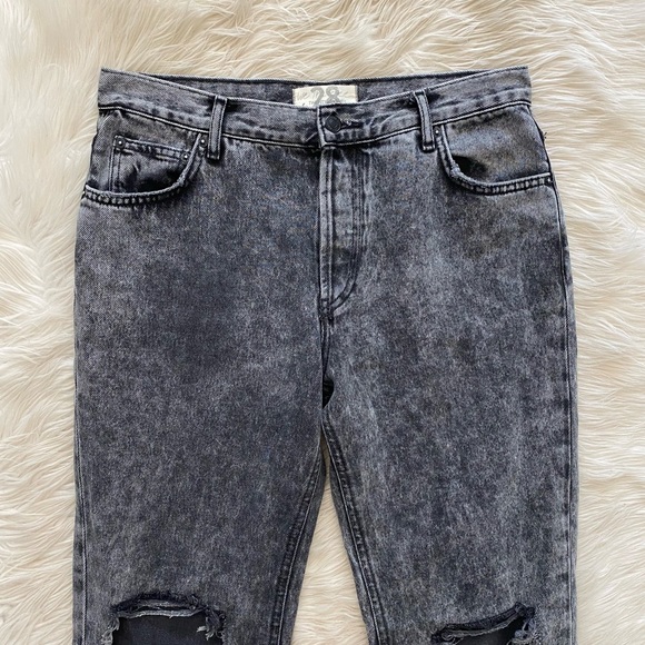 Free People Gray Acid Wash Maggie Distressed Straight Leg Jeans Bottlerocket - Picture 3 of 14